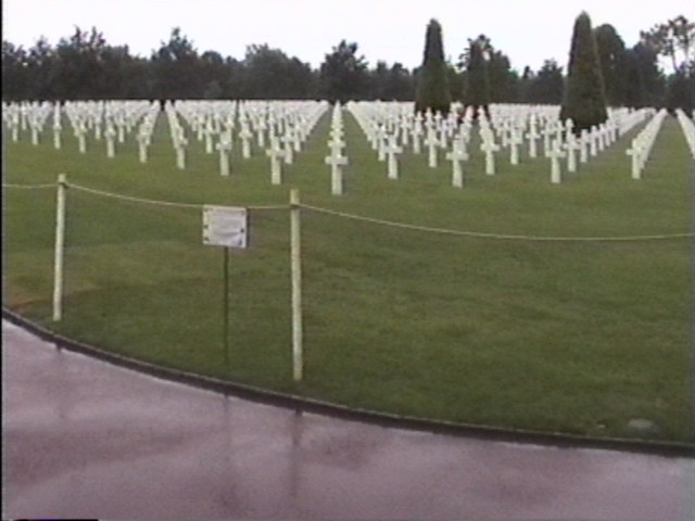 35 - LE CIMETIERE AMERICAIN.JPG